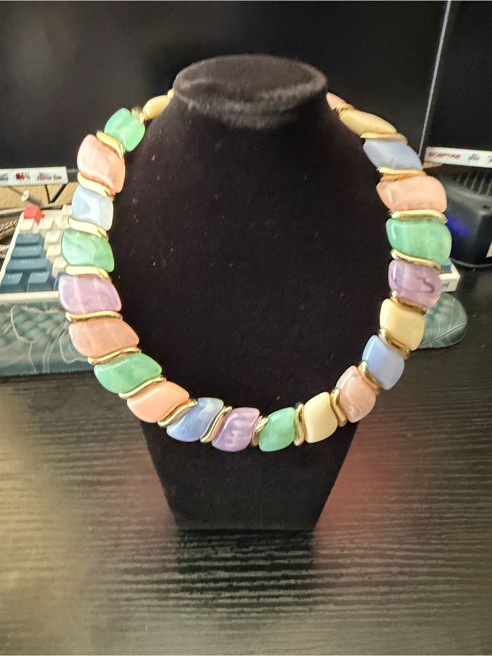 Vintage Multi-Color Pastel Lucite Choker Necklace -